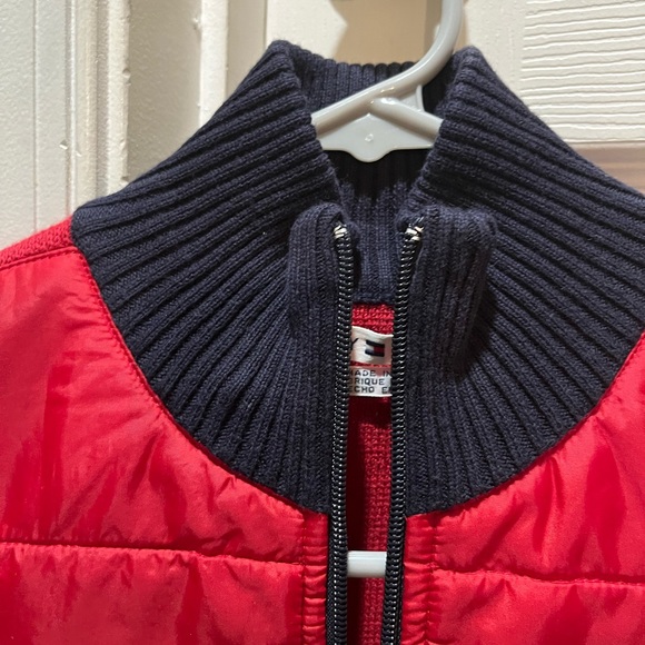 Women’s Vintage Tommy Hilfiger Red Quilted Puffer Vest - Picture 3 of 8